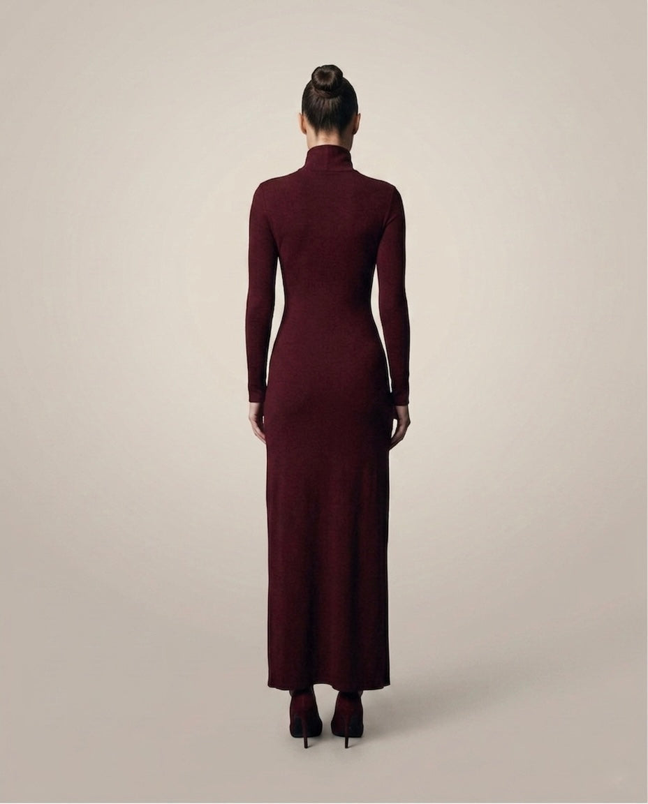 BURGUNDY REVELATION GOWN