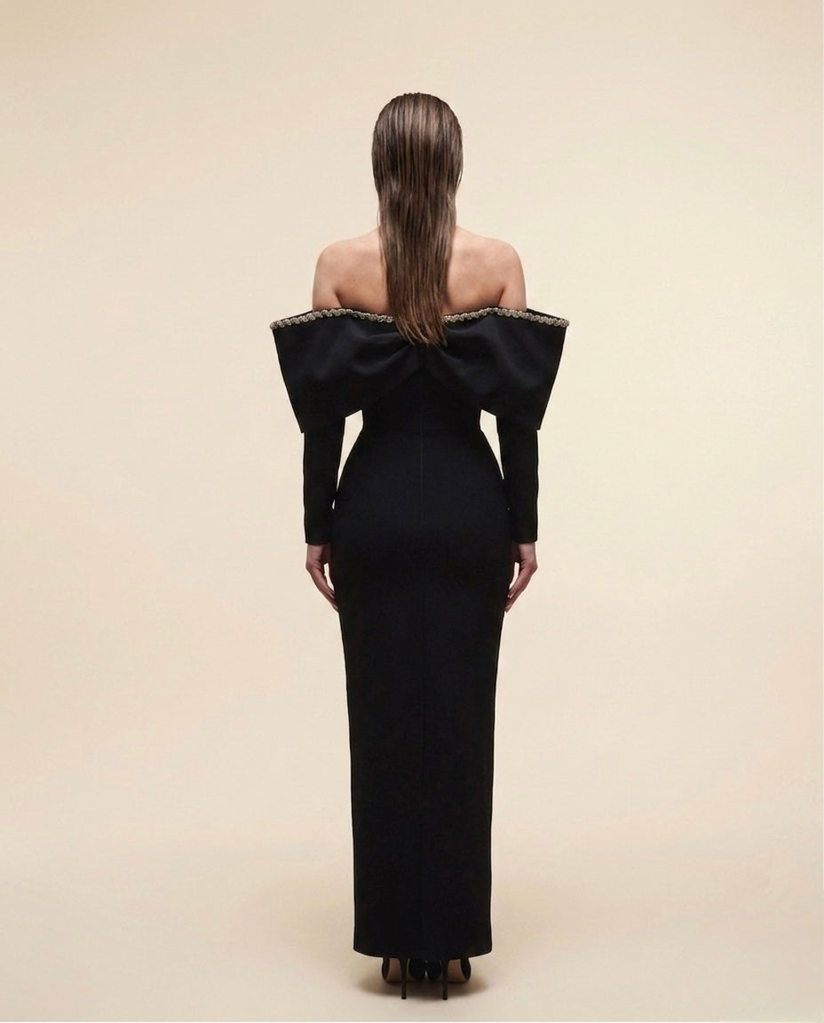 GRANDEUR BOW GOWN